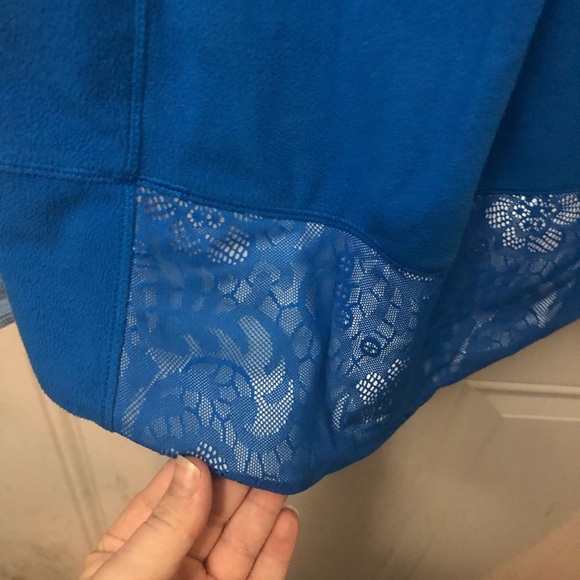 Lululemon Blue Fleece Long sleeve size 4 - Picture 5 of 5